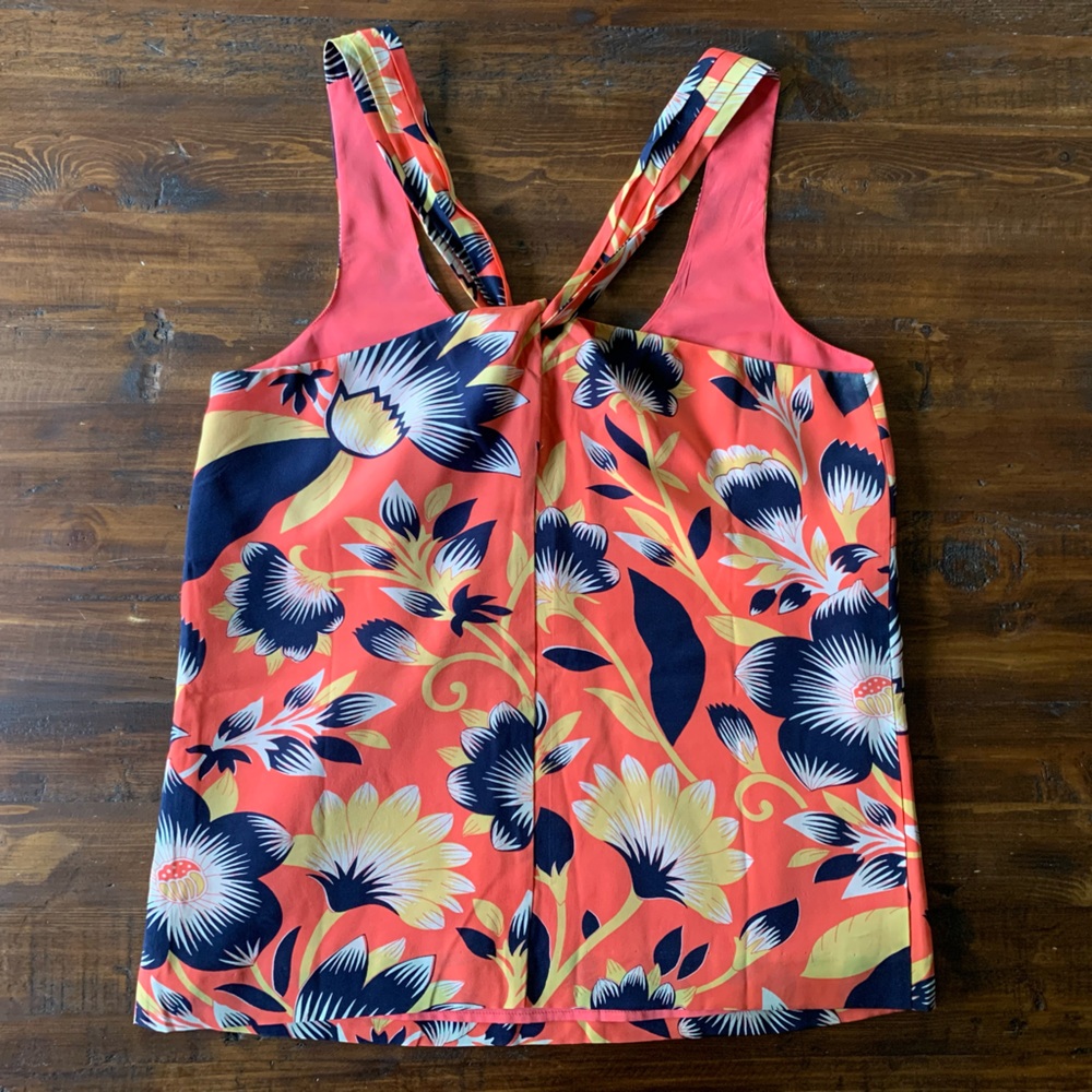 J Crew Twist Back Hibiscus Top - Picture 2 of 8